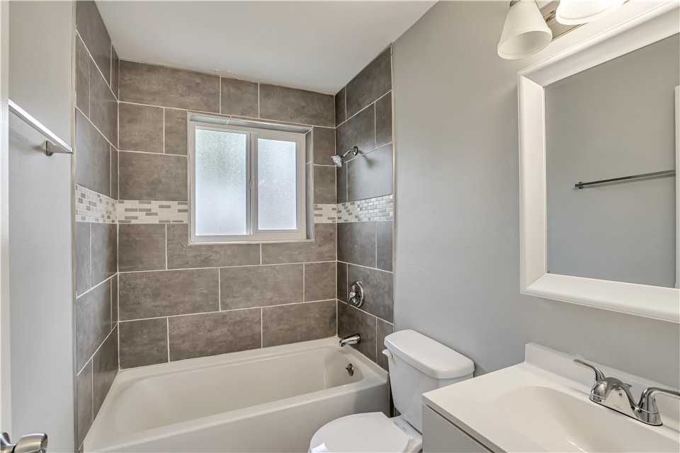 1573 S St - Photo 3 of 10