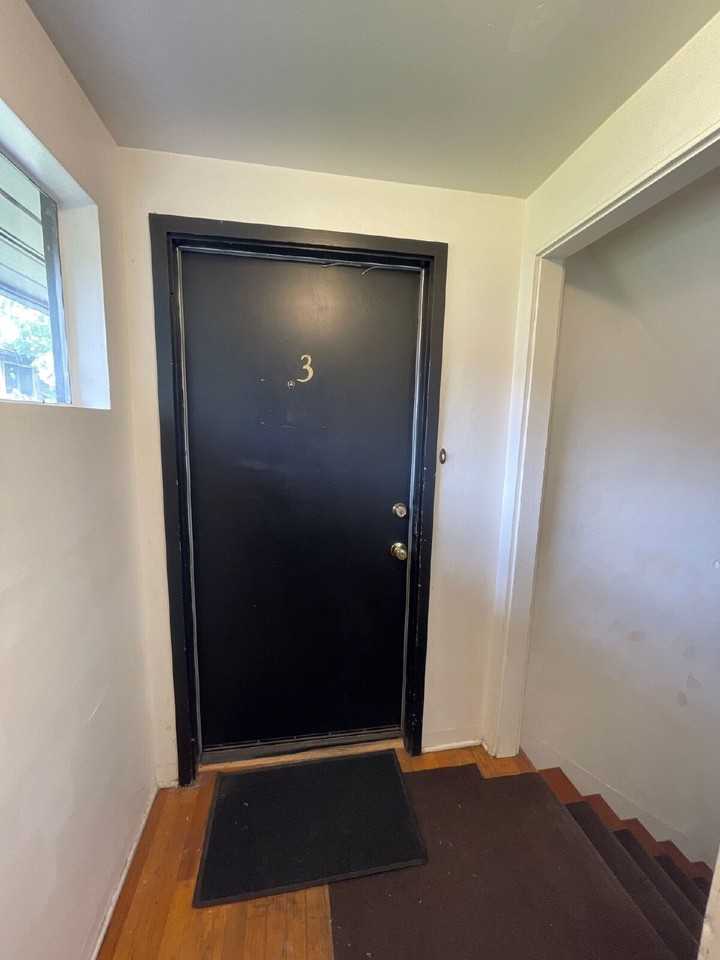 1911 Kincaid St - Photo 2 of 9