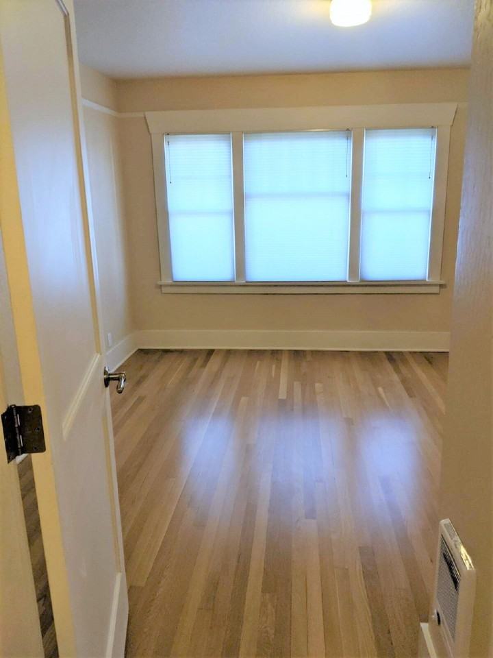 434 E 13th Ave Apt 3 - Photo 6 of 11