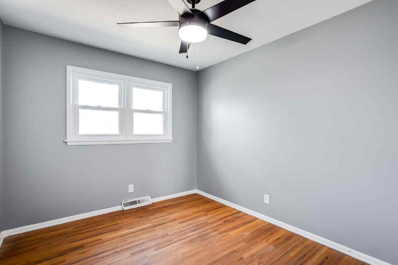 1433 N Kokomo Ave - Photo 7 of 11