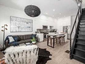 986 Summit St - Photo 1 of 1