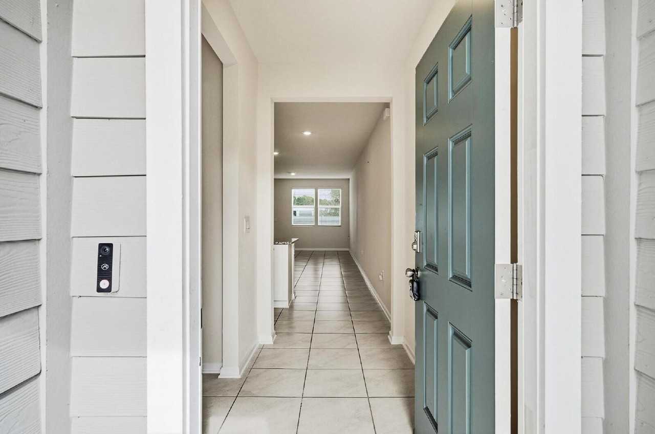 165 Redbud Rd - Photo 2 of 38