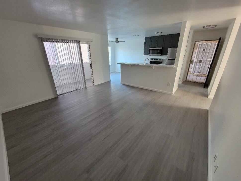 2771 Mountain Vista St Apt B - Photo 6 of 20