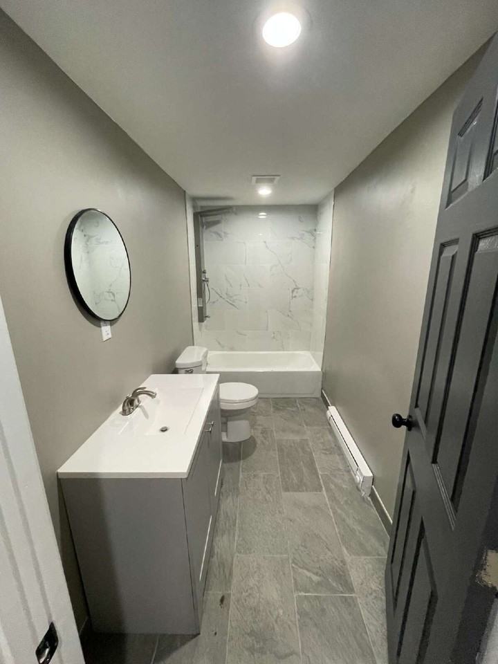 1521 Weinman St - Photo 2 of 12