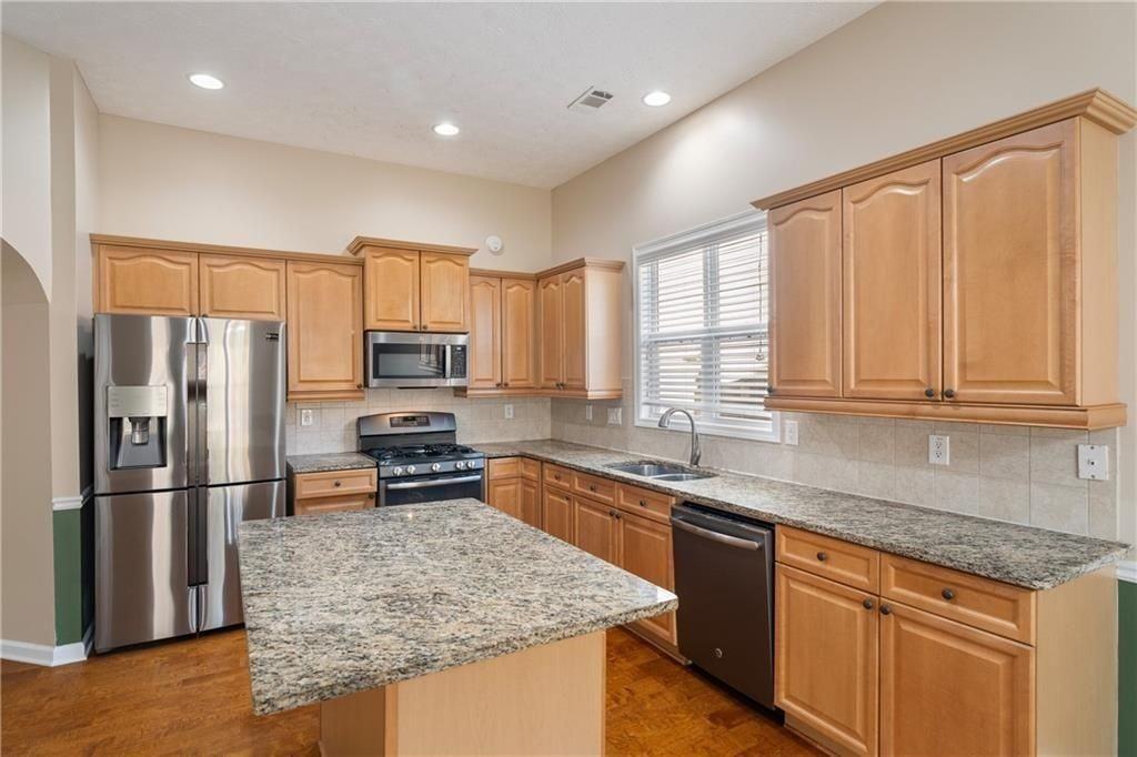 1943 Jameson Cir - Photo 6 of 24