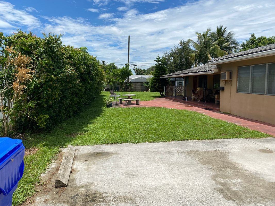 5616 Arthur St - Photo 3 of 3