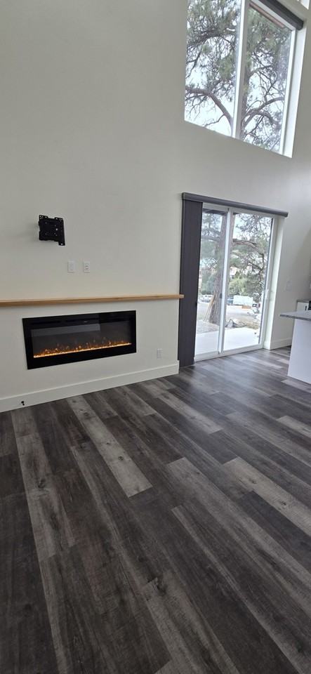 101 Julian Dr - Photo 5 of 10