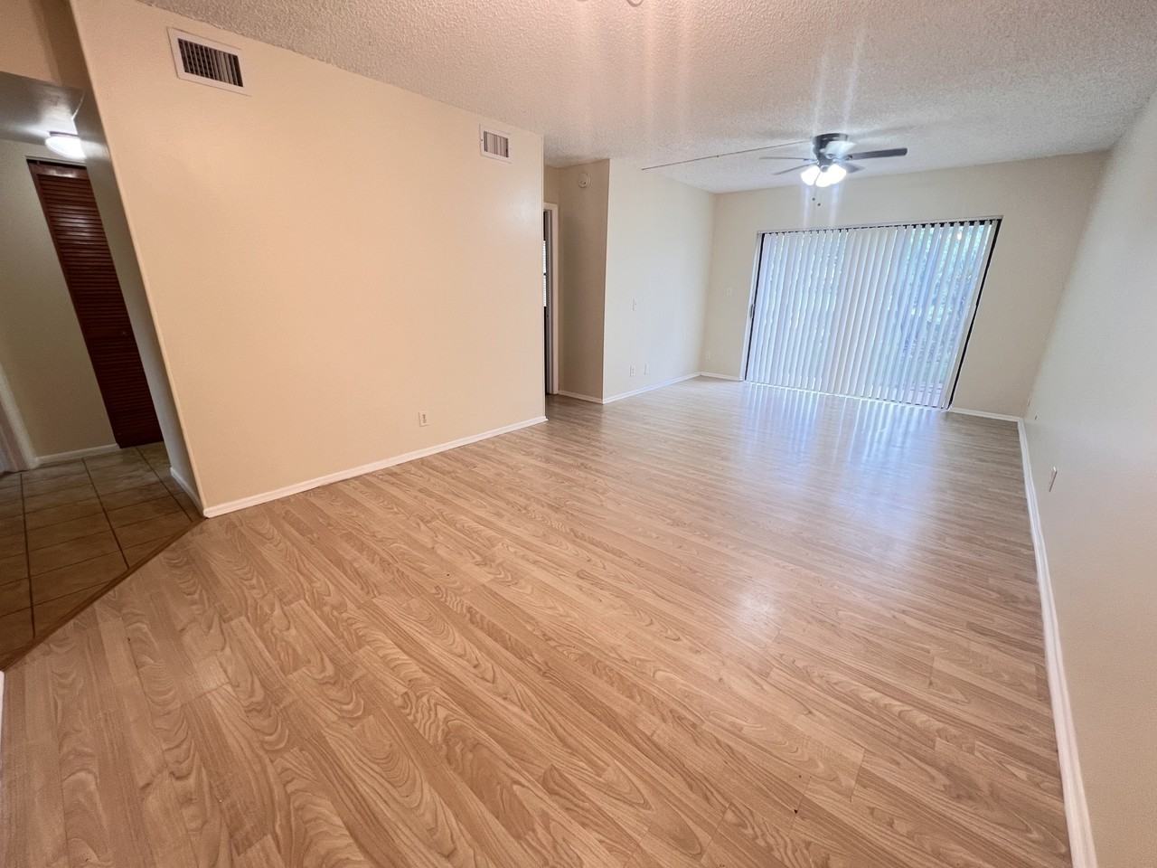 11441 Nwth Ct #225 - Photo 6 of 18