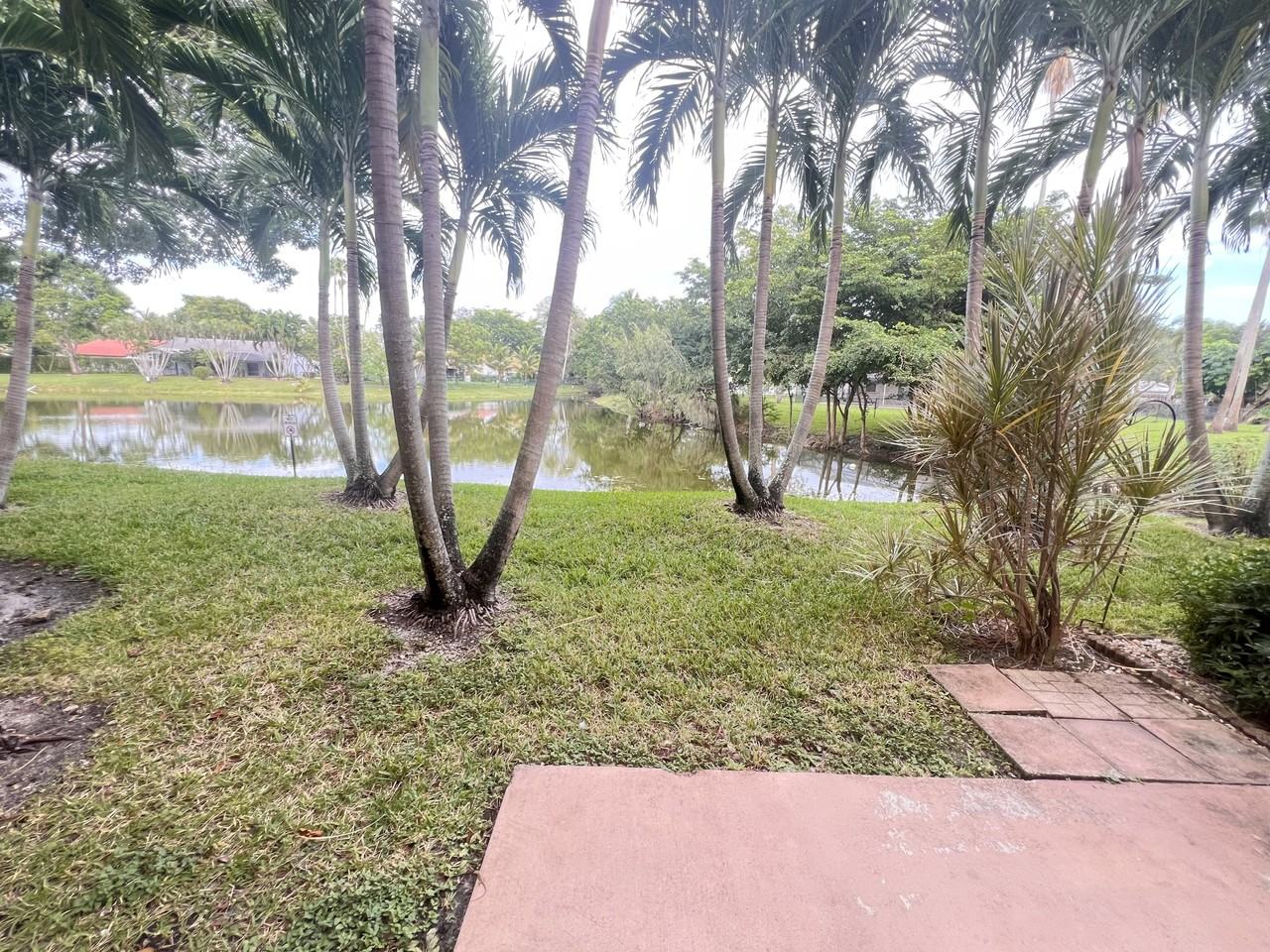 11441 Nwth Ct #225 - Photo 6 of 18