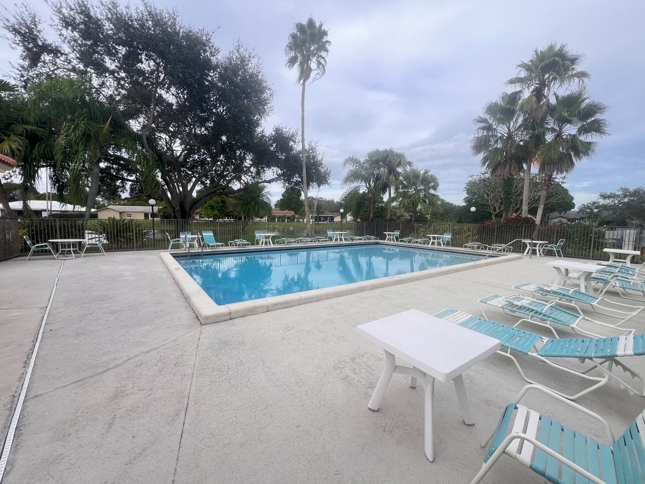 11441 Nwth Ct #225 - Photo 4 of 18