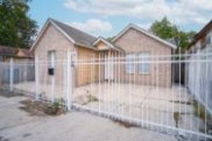 featured image of 717 N Colorado St