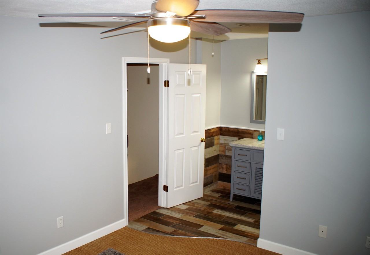 3661 Essex Pond Quay #1 - Photo 7 of 38