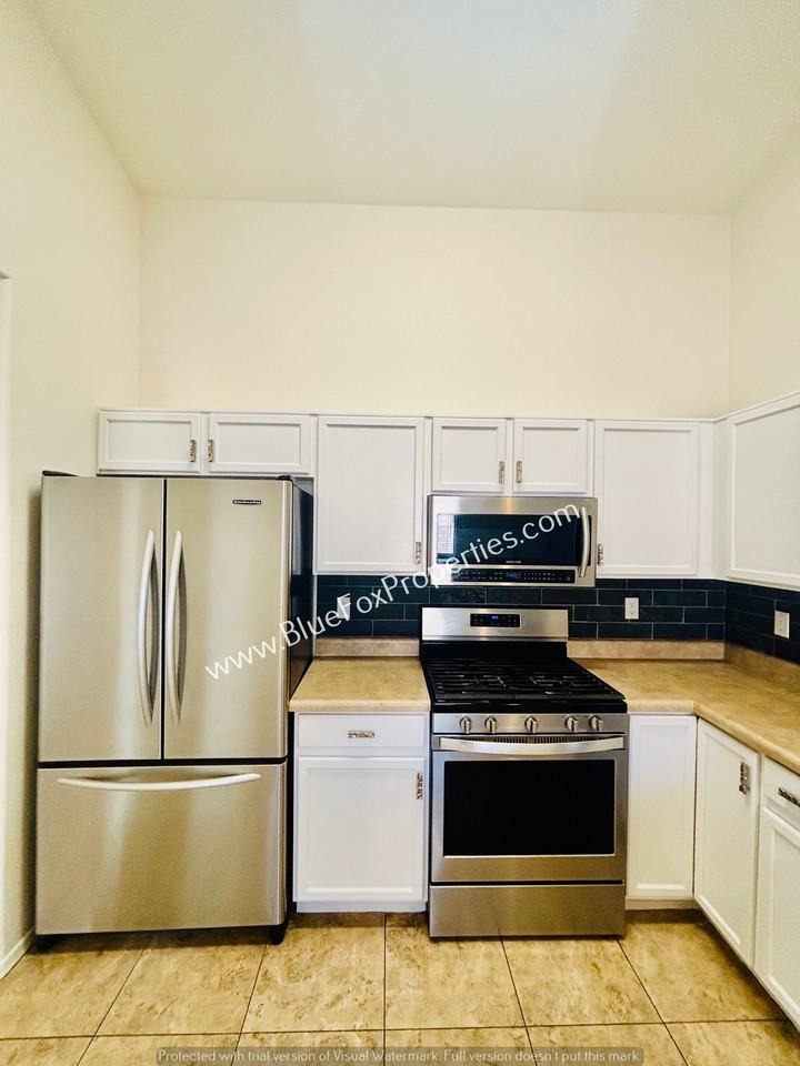 5670 S Lemon Tree Dr - Photo 6 of 21