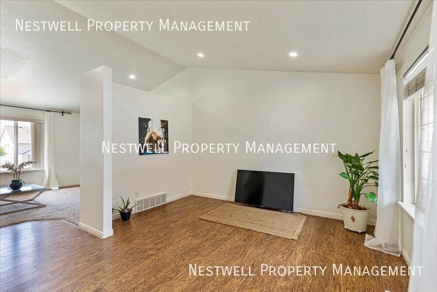 4084 W Poplar Grove Dr - Photo 4 of 28