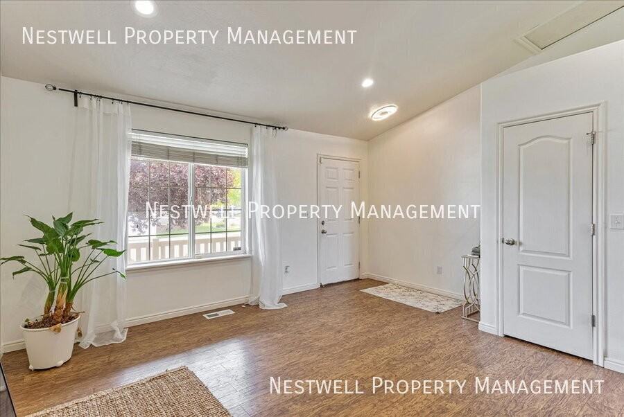 4084 W Poplar Grove Dr - Photo 5 of 28