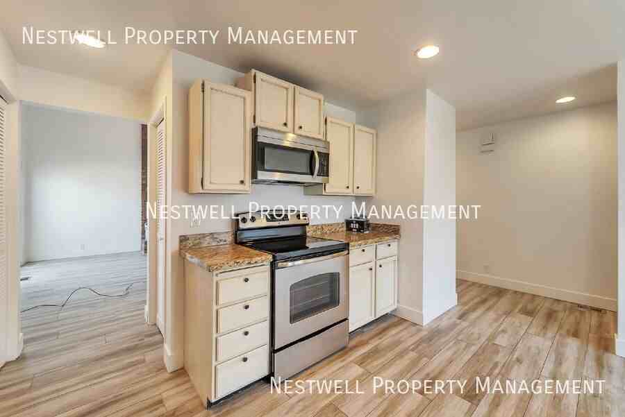 4949 S Hensley Cir - Photo 5 of 23