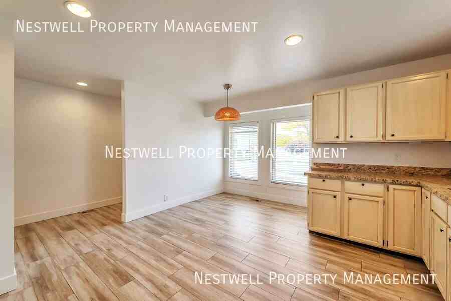 4949 S Hensley Cir - Photo 7 of 23