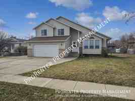 featured image of 1401 Ash Dr