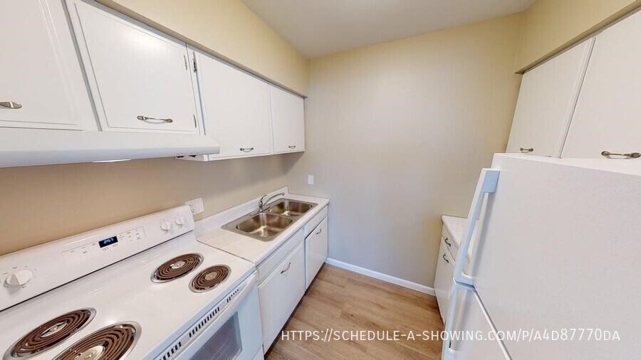 406 E Park St #14 - Photo 4 of 16