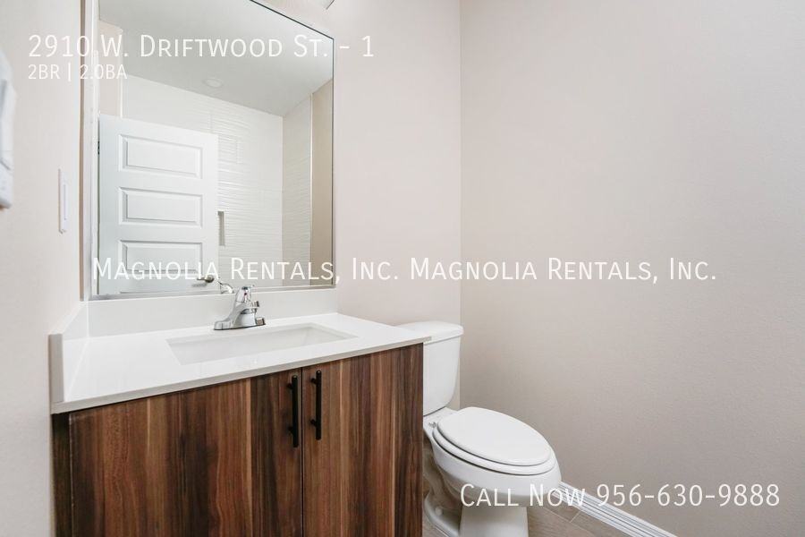 2910 W Driftwood St #1 - Photo 7 of 7