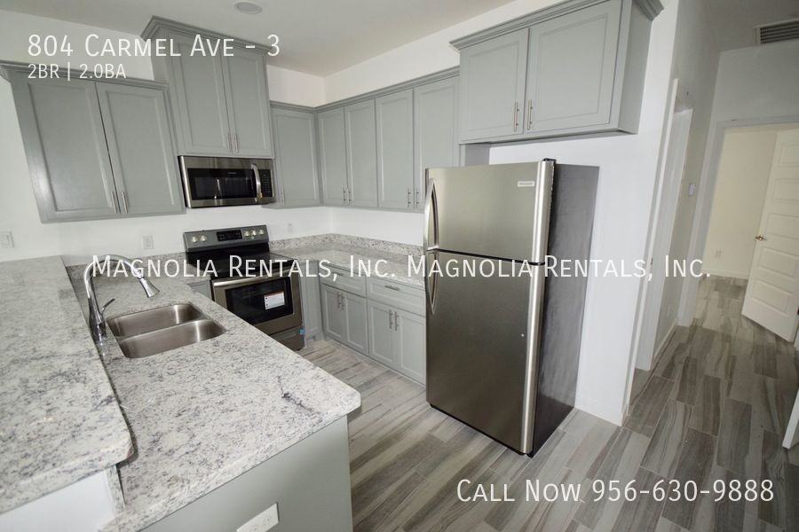 804 W Carmel Ave #3 - Photo 4 of 11