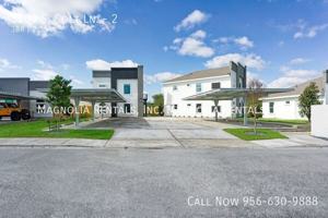 featured image of 3209 S Colt Ln #2