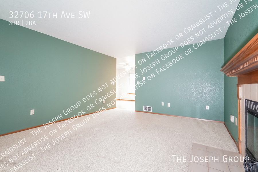 32706 17th Ave Sw - Photo 4 of 31