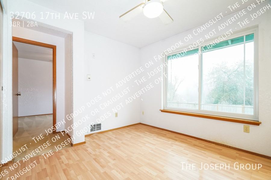 32706 17th Ave Sw - Photo 6 of 31