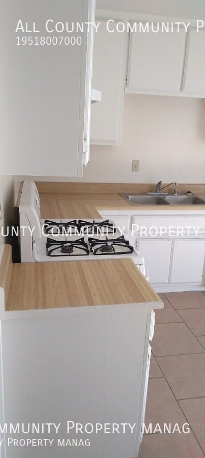 6320 El Reposo St #B - Photo 6 of 27