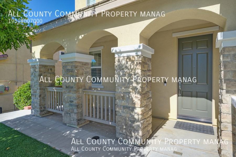 34322 Heather Ridge Ct - Photo 7 of 48