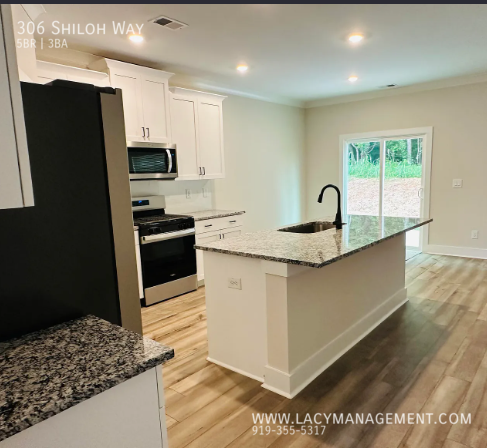 306 Shiloh Way - Photo 6 of 28