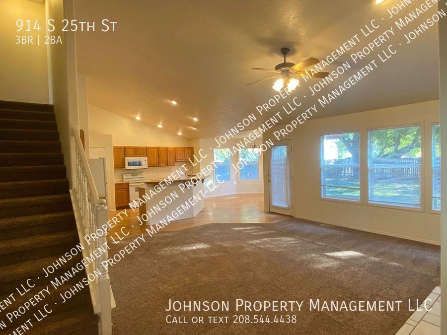 914 S 25th St - Photo 4 of 19