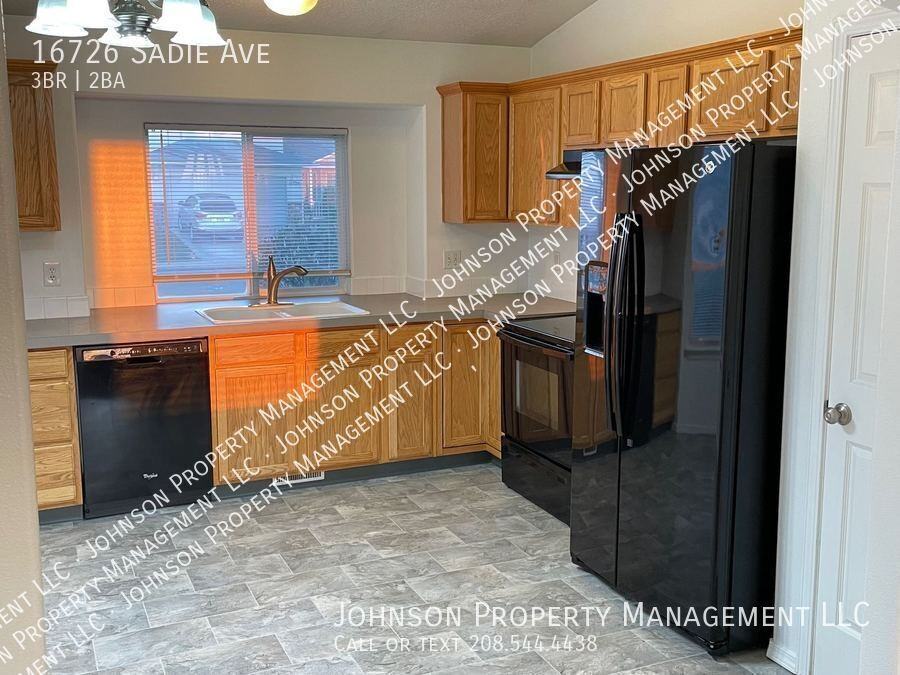 16726 Sadie Ave - Photo 4 of 16