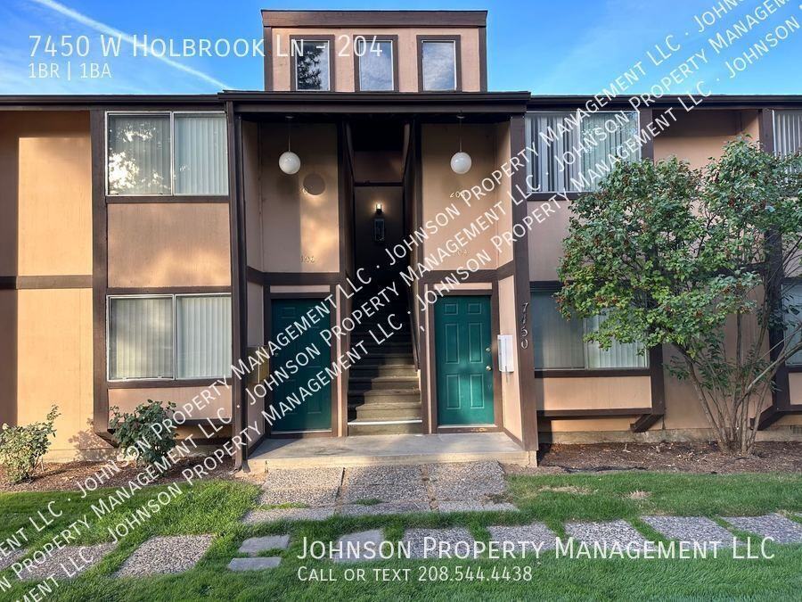 7450 W Holbrook Ln #204 - Photo 2 of 10