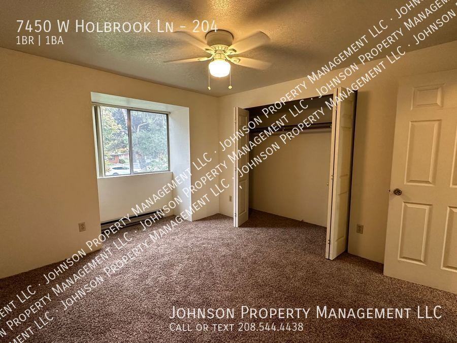 7450 W Holbrook Ln #204 - Photo 7 of 10