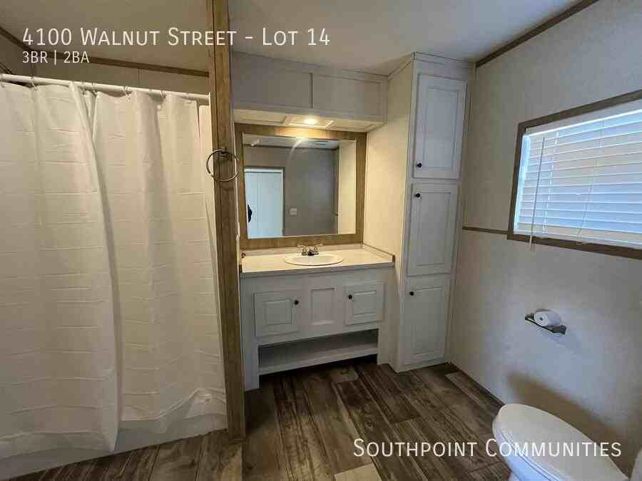 4100 Walnut St - Photo 5 of 11