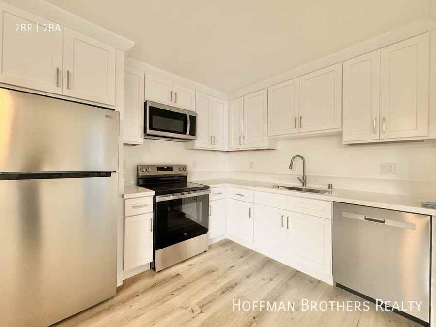 814 N Edinburgh Ave #7 - Photo 2 of 13