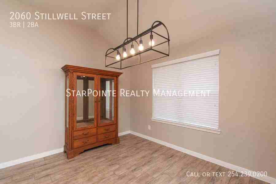 2060 Stillwell St - Photo 6 of 20