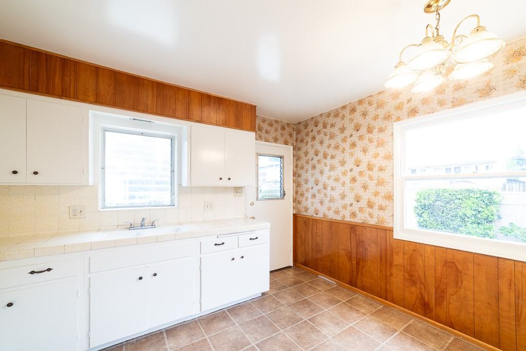 2217 Addison Way #1-2 - Photo 7 of 19