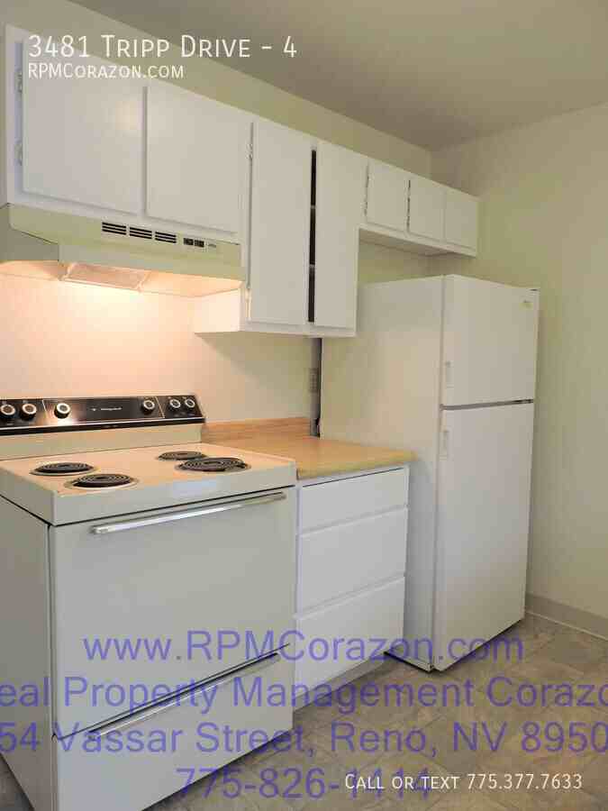 3481 Tripp Dr #4 - Photo 5 of 11