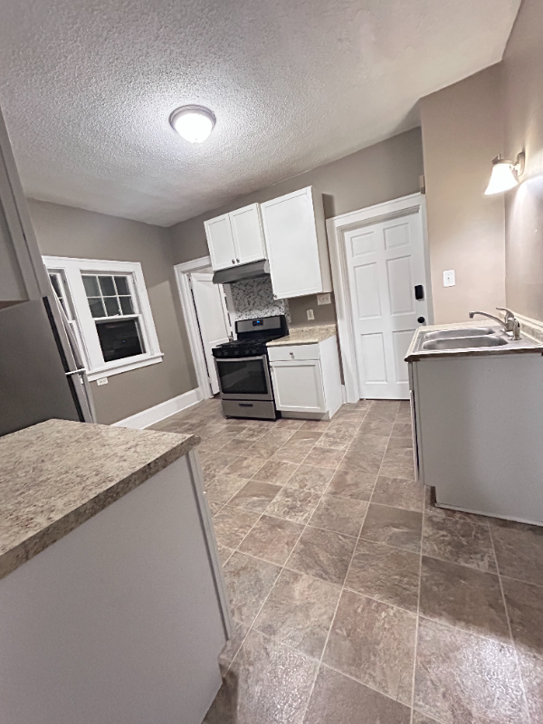 1917 Newton Ave N #FL1 - Photo 6 of 22