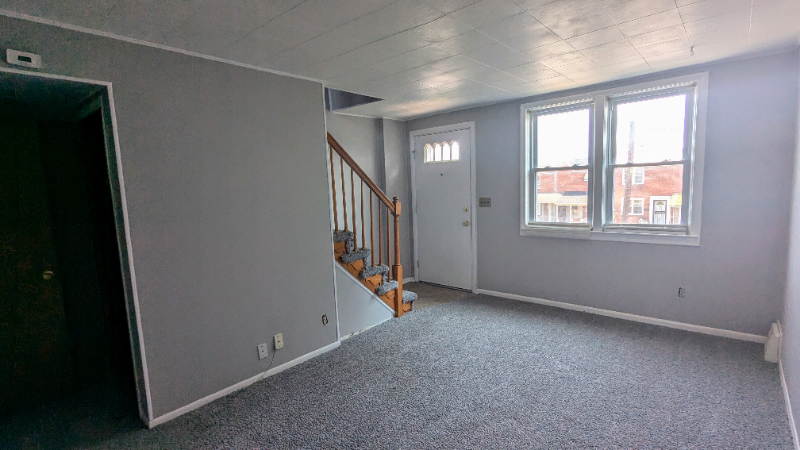 1048 Parksley Ave - Photo 5 of 20