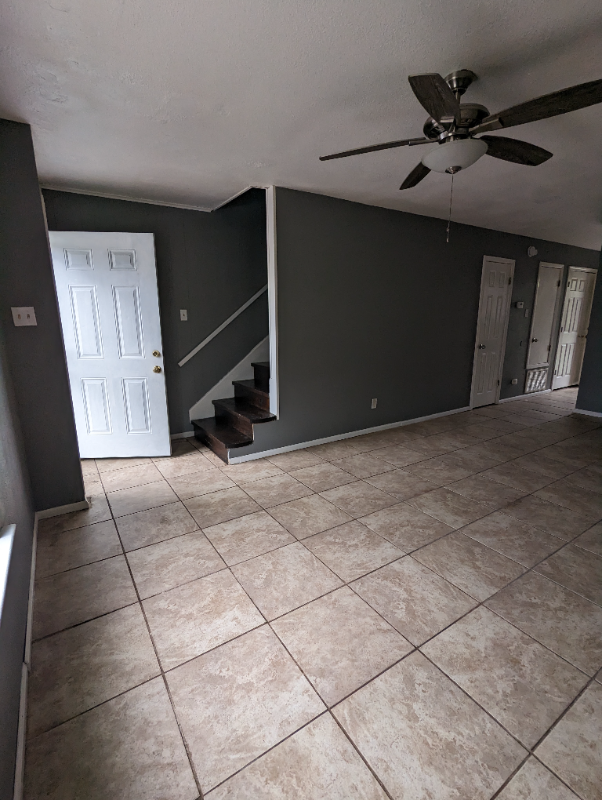 1919 N Magnolia St - Photo 4 of 17