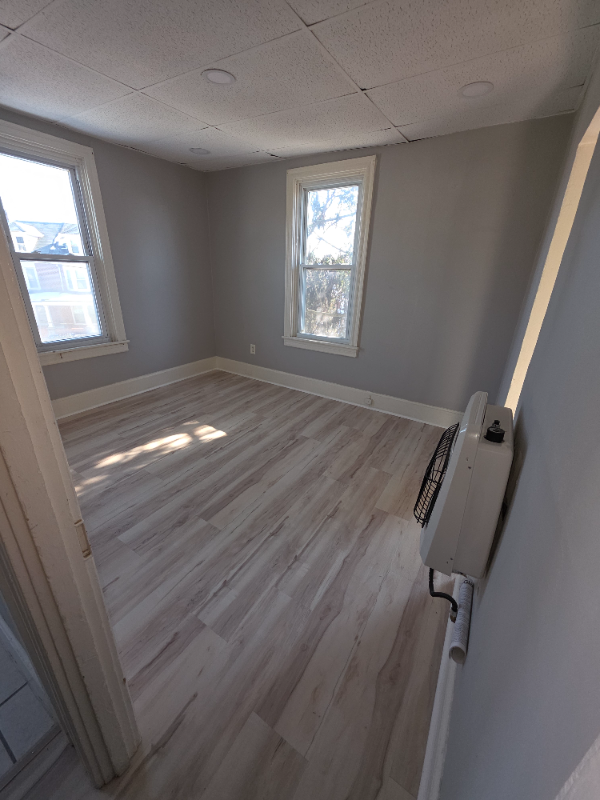 2418 State St #4 - Photo 2 of 9