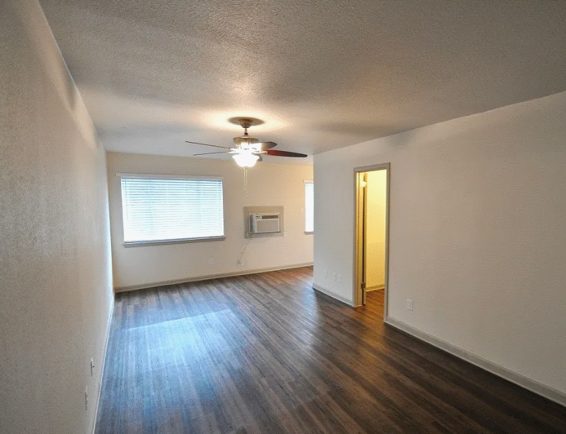 4101 Douglas Ave #102 - Photo 7 of 7