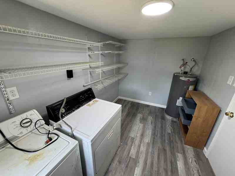 504 2nd St - Photo 6 of 12