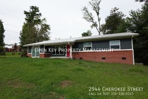 featured image of 2944 Cherokee St