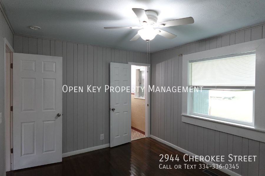 2944 Cherokee St - Photo 3 of 28