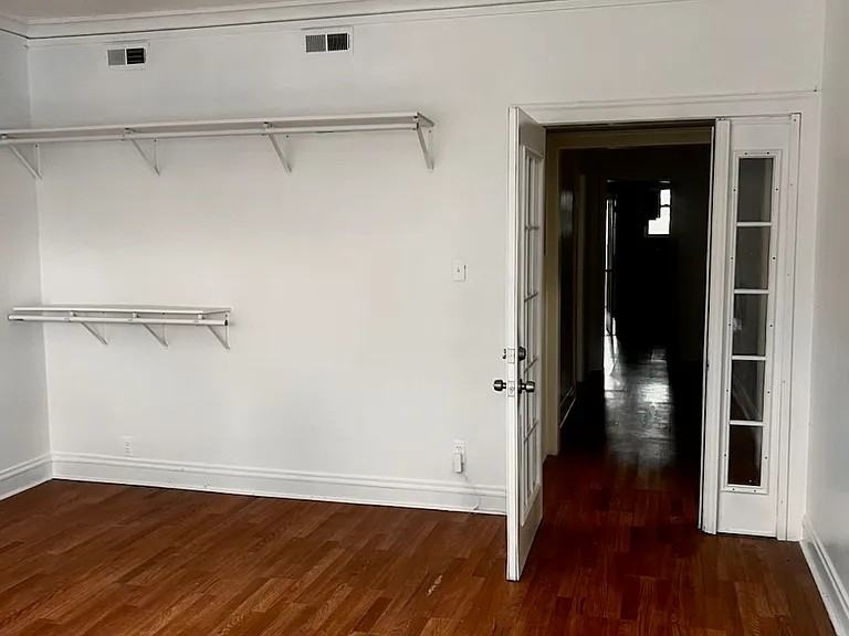 6113 South Sacramento Avenue #1 - Photo 2 of 10