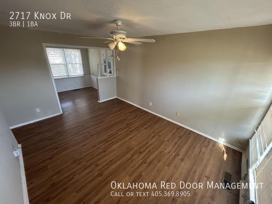 2717 Knox Dr - Photo 2 of 8